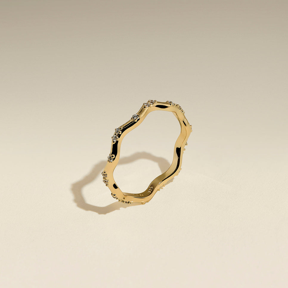 Scalloped Crystal Band Ring in Gold-Astrid & Miyu