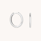 Core Collection SS23 - Essential Medium Hoops in Silver - Hoop Earrings - Astrid & Miyu