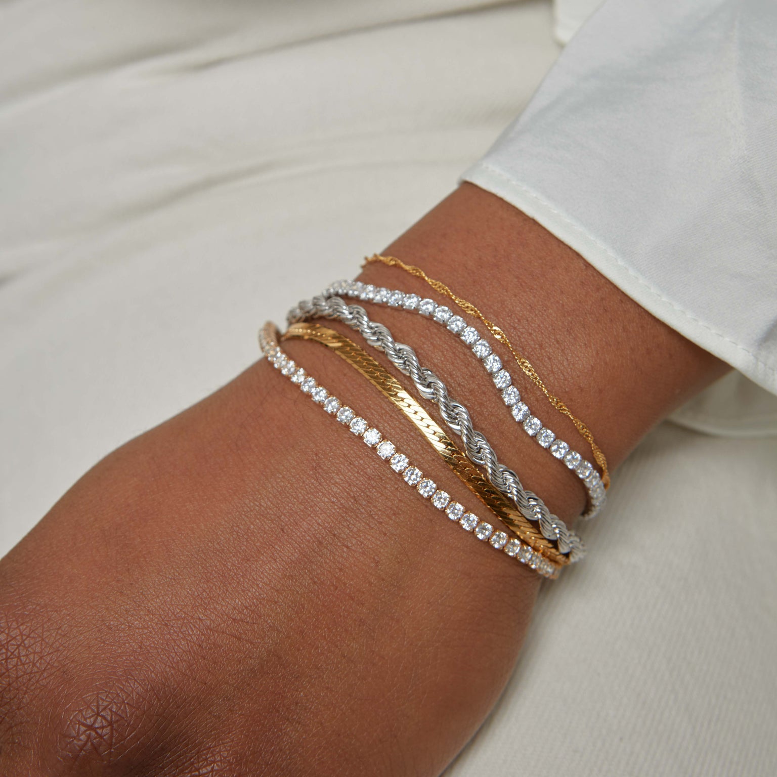 Bold Tennis Chain Bracelet in Silver