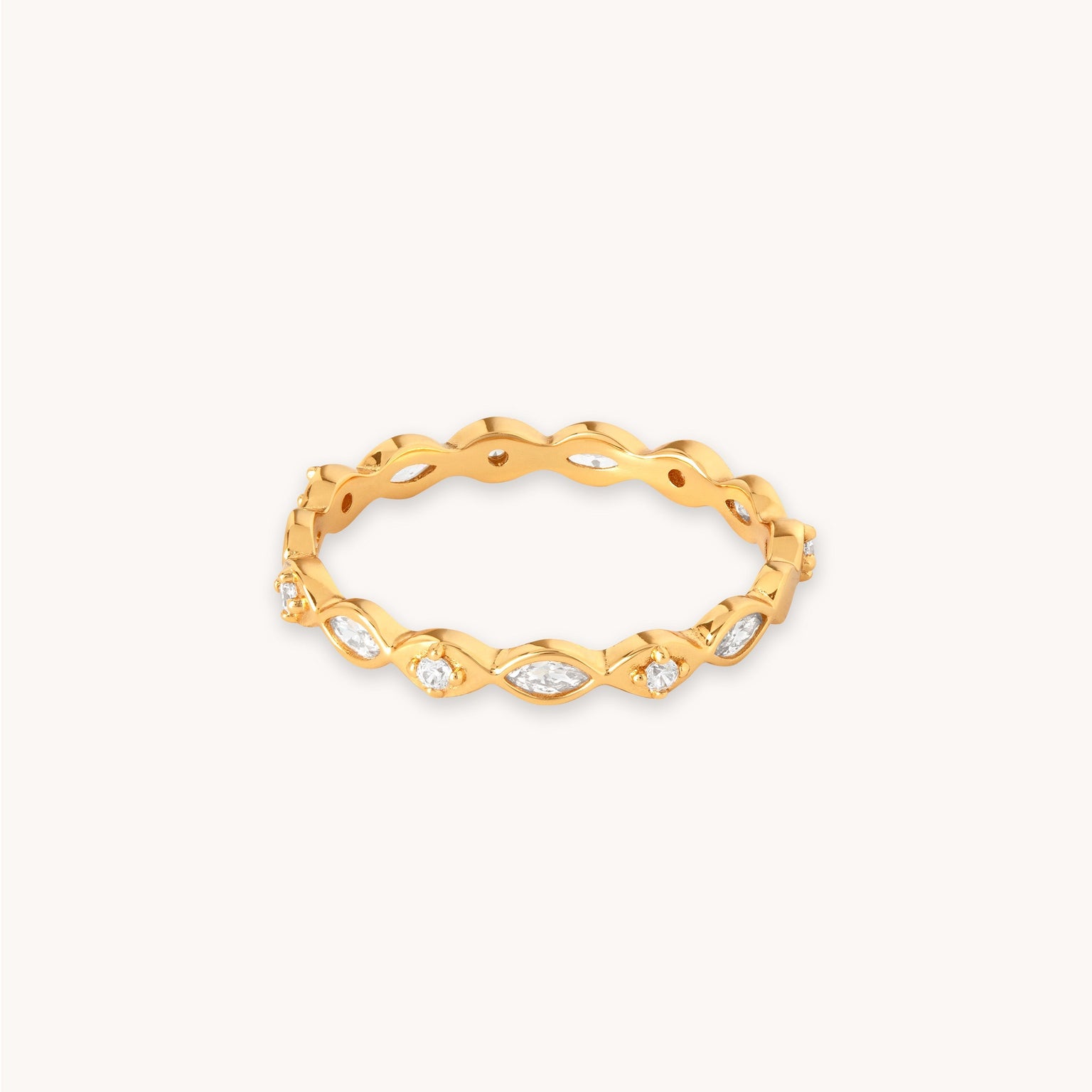 NavetteCrystalBandRingG_cutout