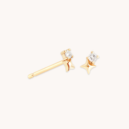 Sacha Accessories Star Figured Drop Green Stone Earrings - Trendyol