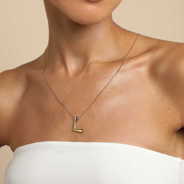 L Initial Bold Pendant Necklace in Gold