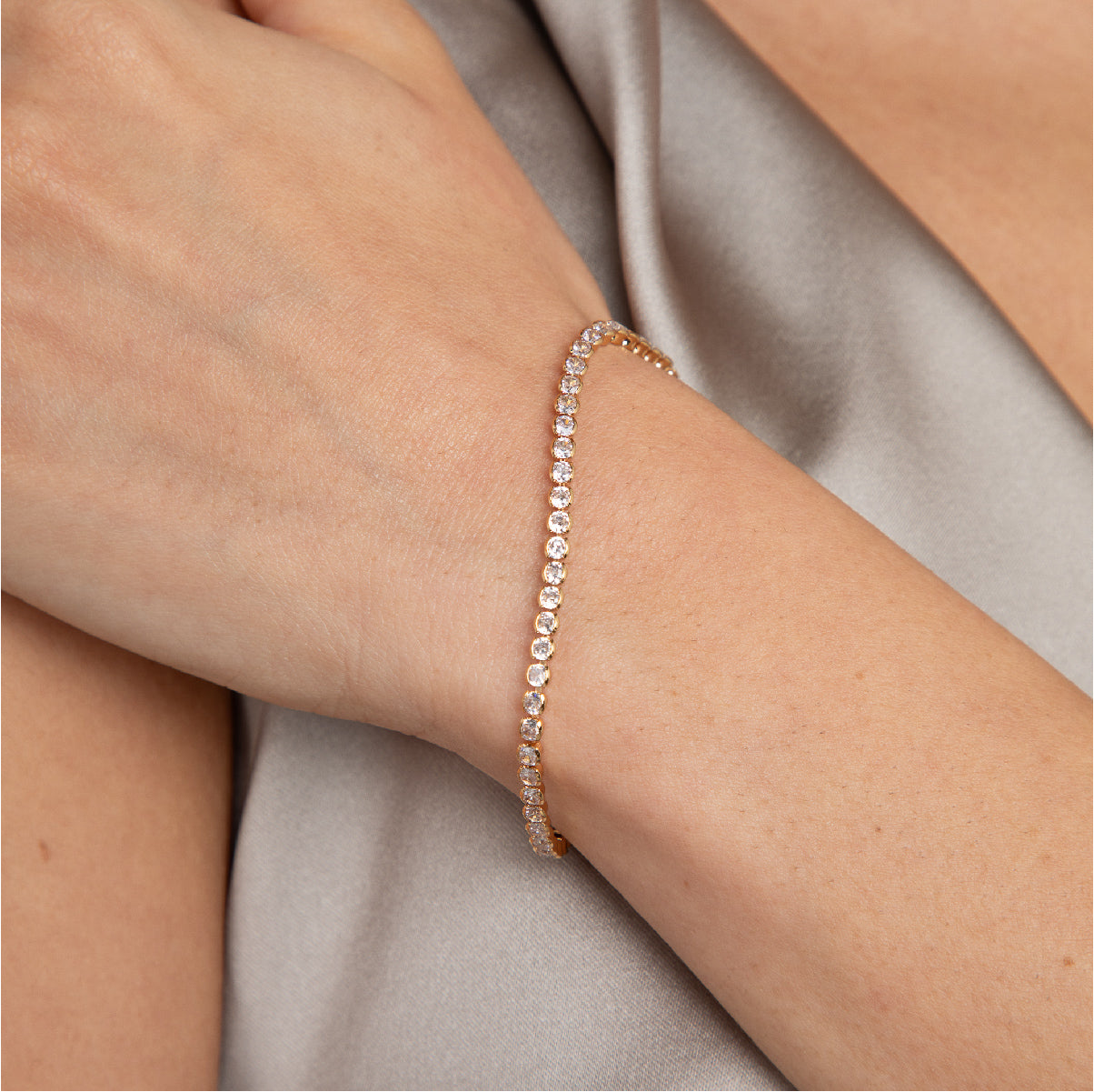 Gleam Tennis Bracelet Gift Set in Gold