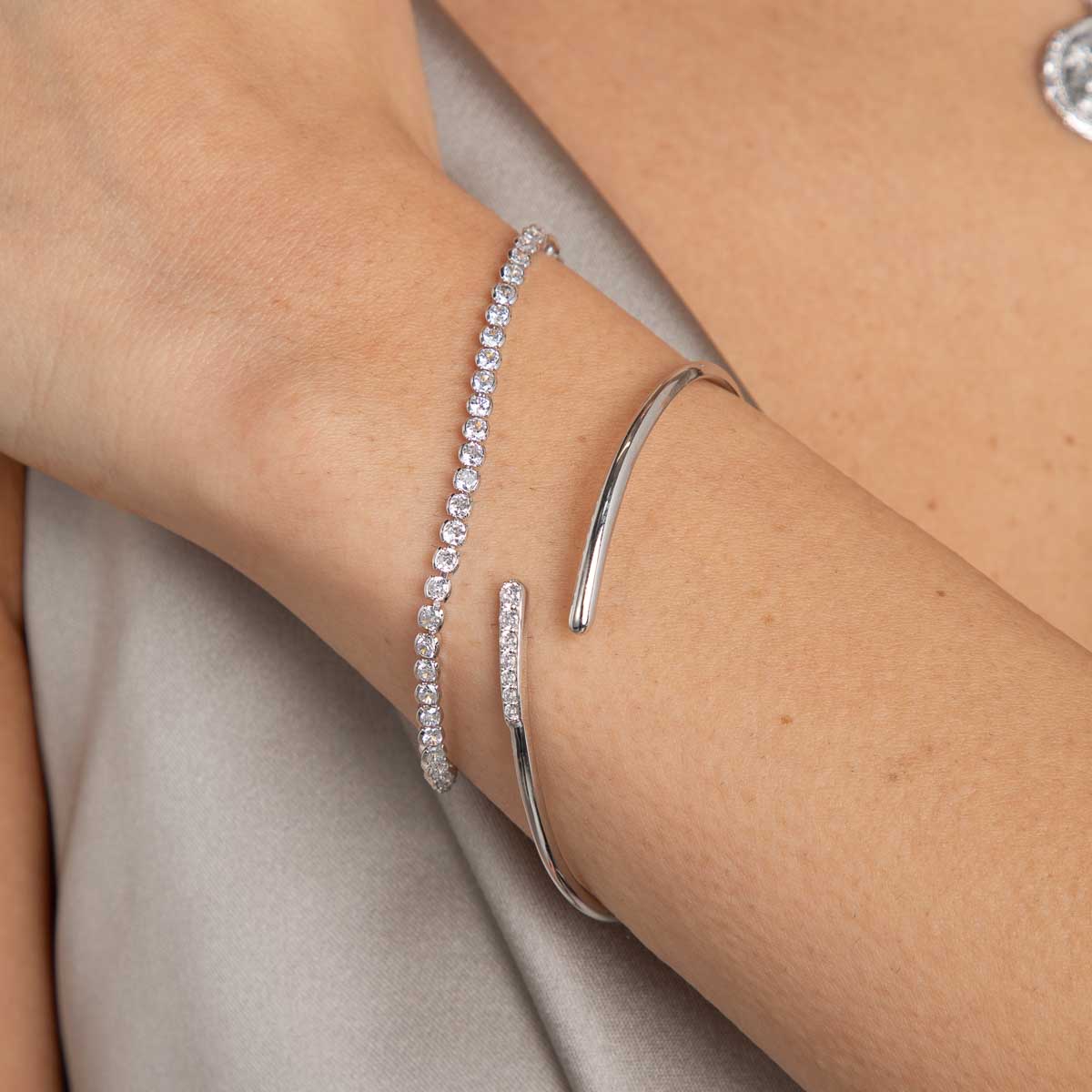 Gleam Bold Tennis Chain Bracelet in Silver