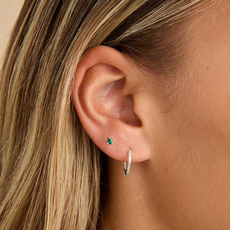 Flat Back Labret Studs - Emerald Pear Piercing Stud in Solid White Gold - Piercing Stud - Astrid &amp; Miyu