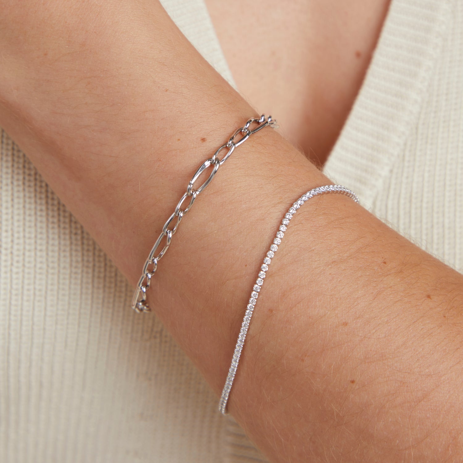 Infinite Slim Chain Bracelet in Silver