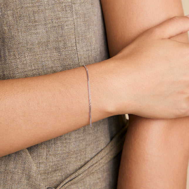 Bold Miyu Story Chain Bracelet in Solid White Gold