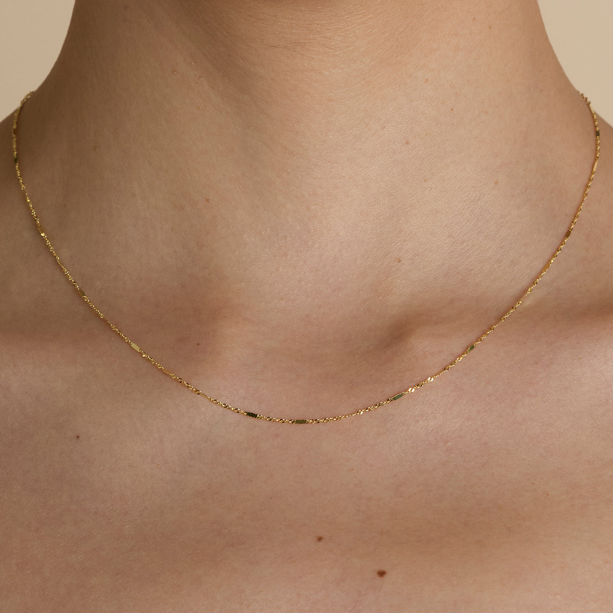 Astrid Chain Necklace in Solid Gold