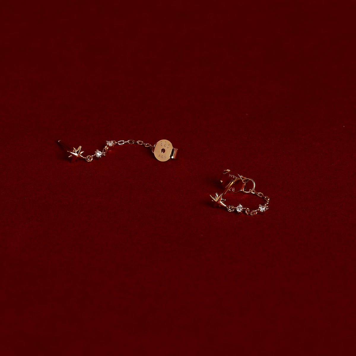 Star Trail Studs Cracker in Gold