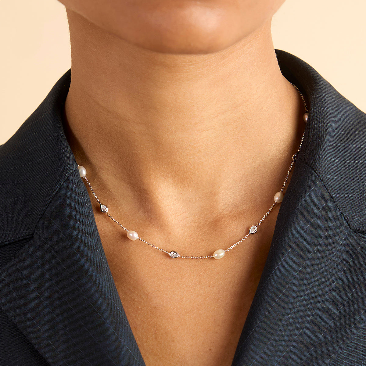 Molten Charm Necklace-Astrid &amp; Miyu