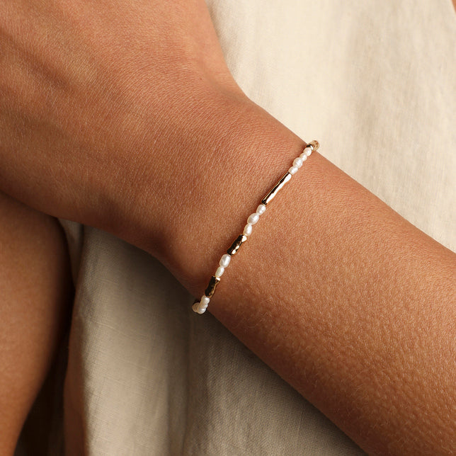 Molten Pearl Bracelet in Gold
