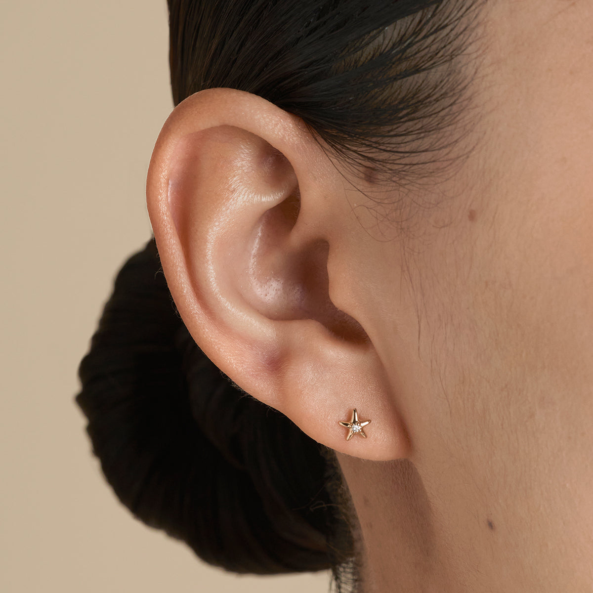 Diamond Star Medium Piercing Stud in Solid Gold-Astrid &amp; Miyu