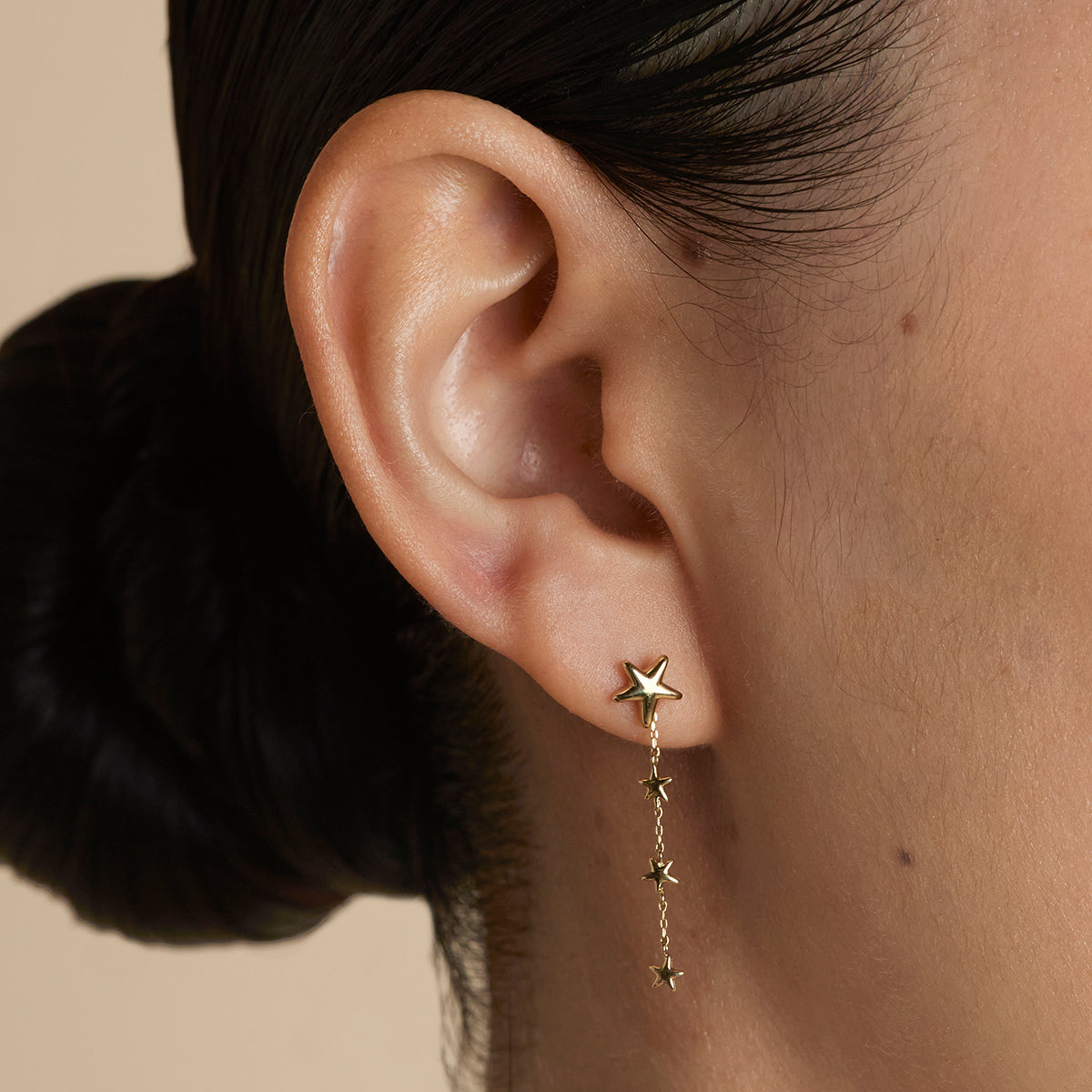 Multi Star Piercing Chain in Solid Gold-Astrid &amp; Miyu