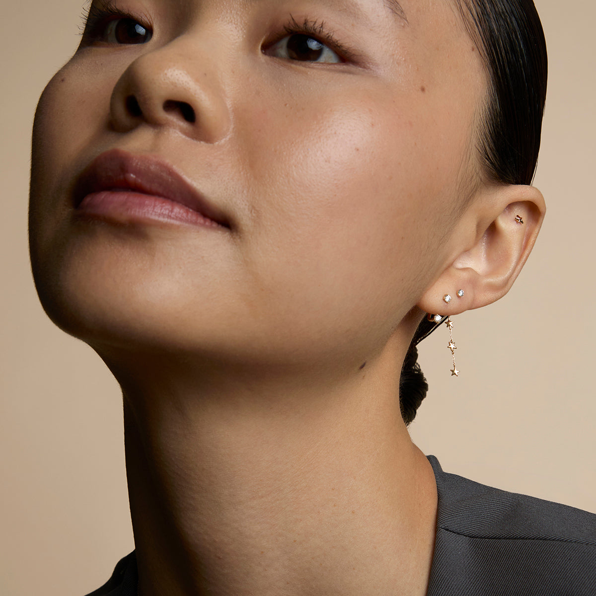 Multi Star Piercing Chain in Solid Gold-Astrid &amp; Miyu