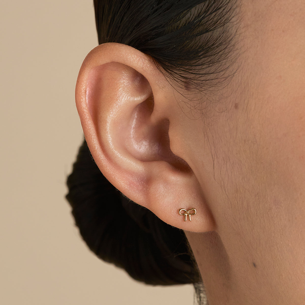 Bow Titanium Piercing Stud in Gold-Astrid &amp; Miyu