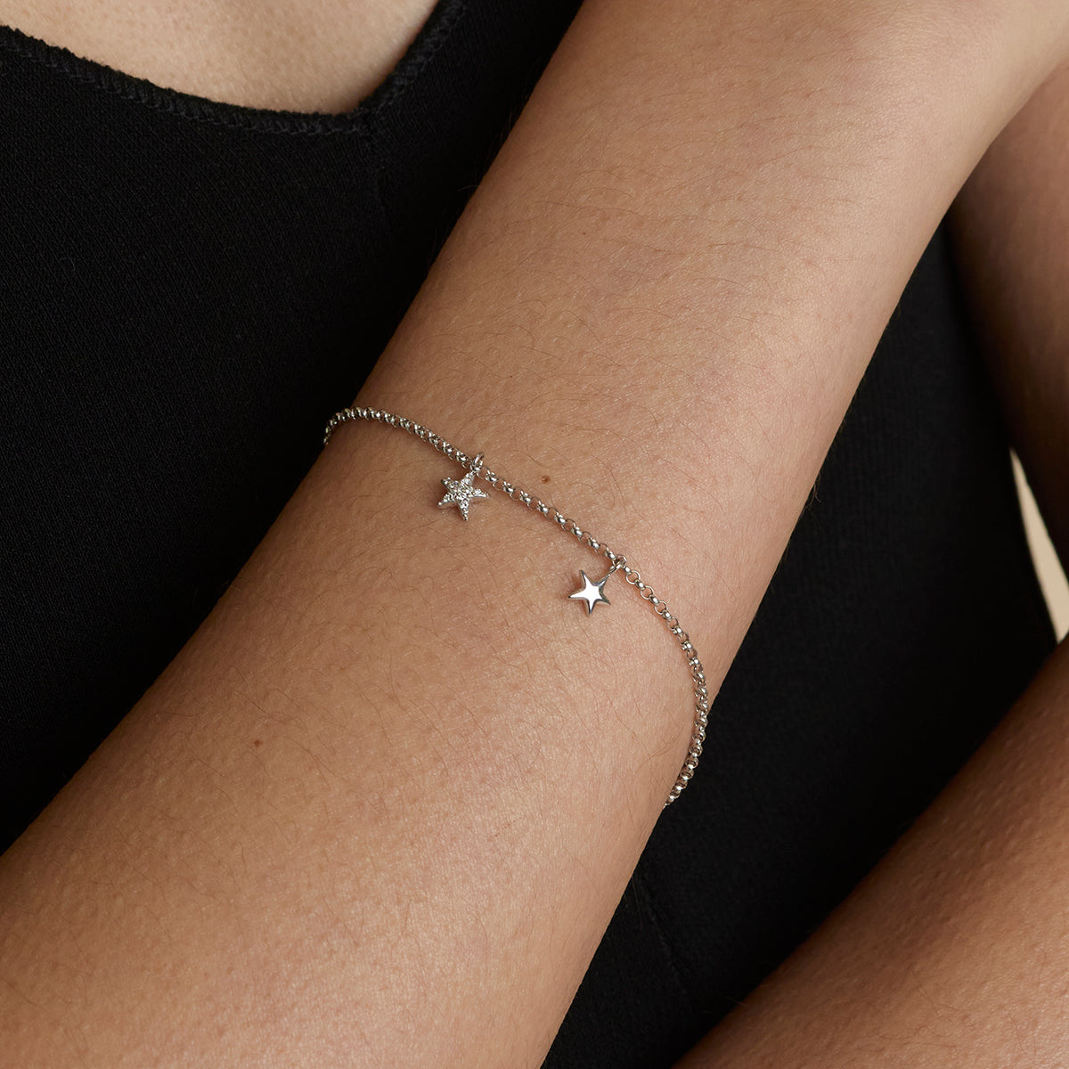 Pavé Star Charm 9k White Gold-Astrid &amp; Miyu