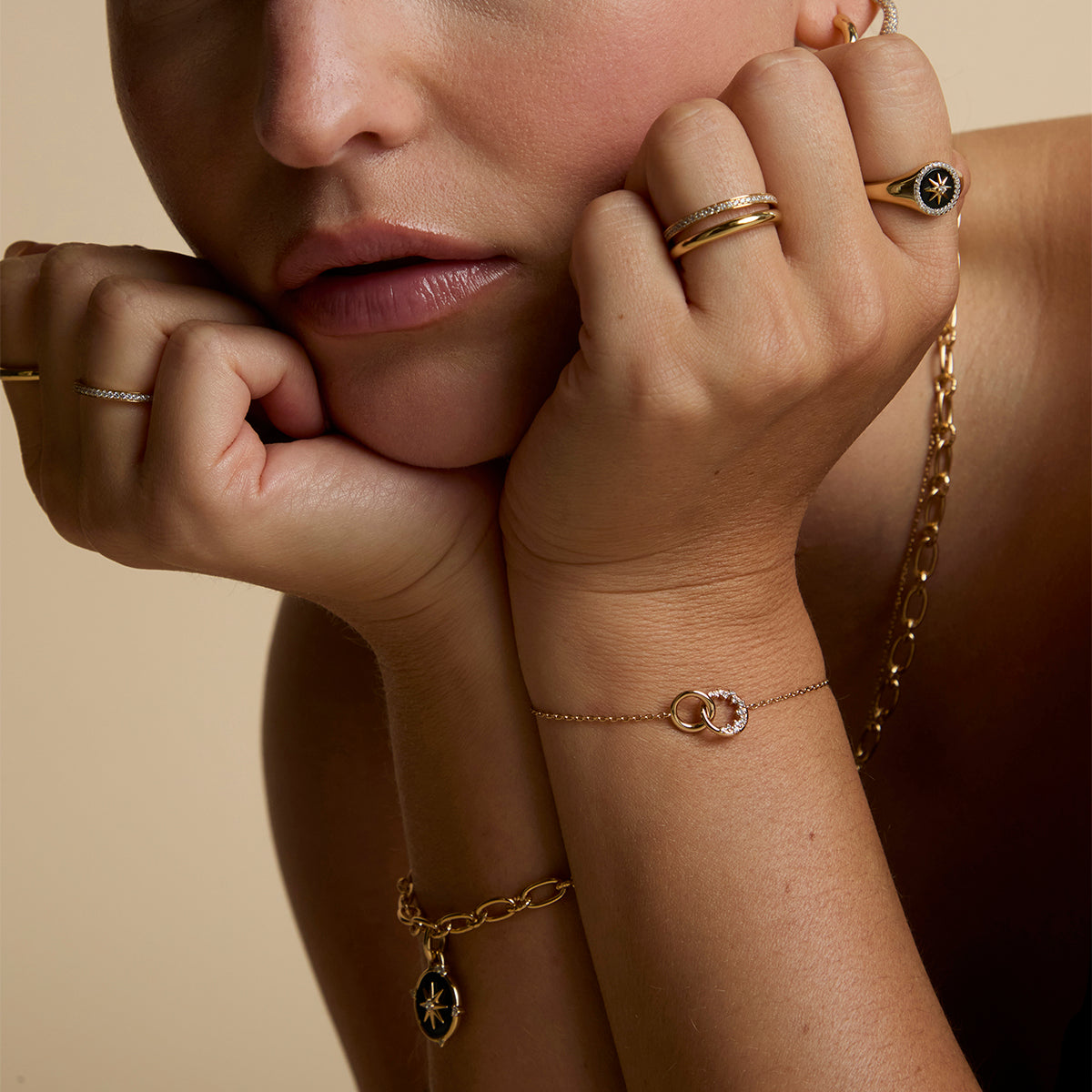 Orbit Crystal Pendant Bracelet in Gold