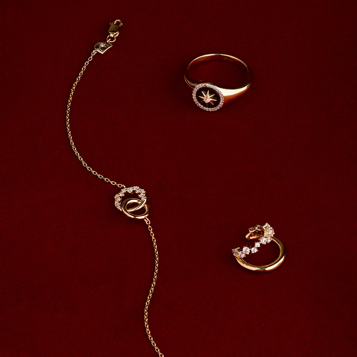 Illusion Spiral Ear Cuff in Gold