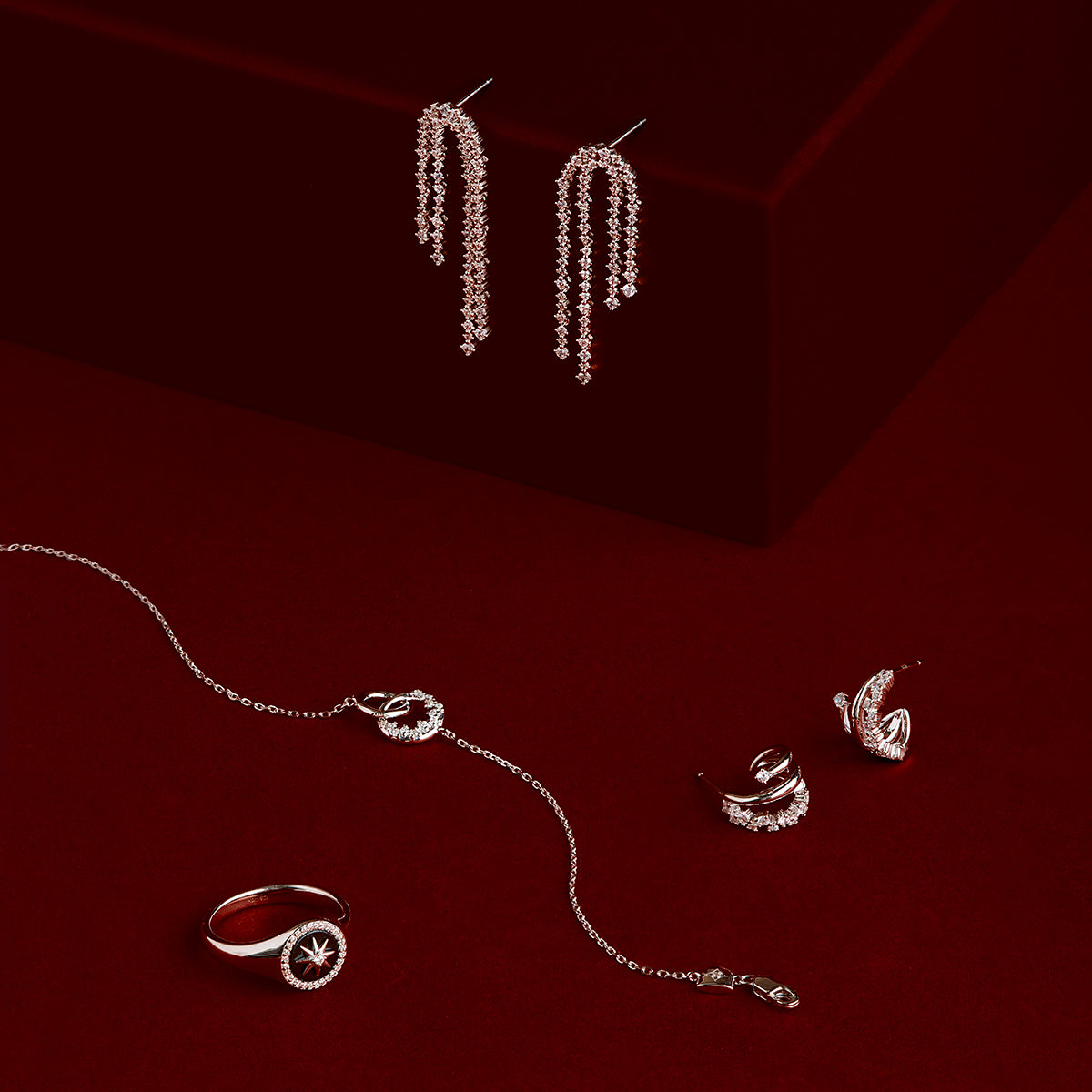 Black Star Signet Ring in Silver