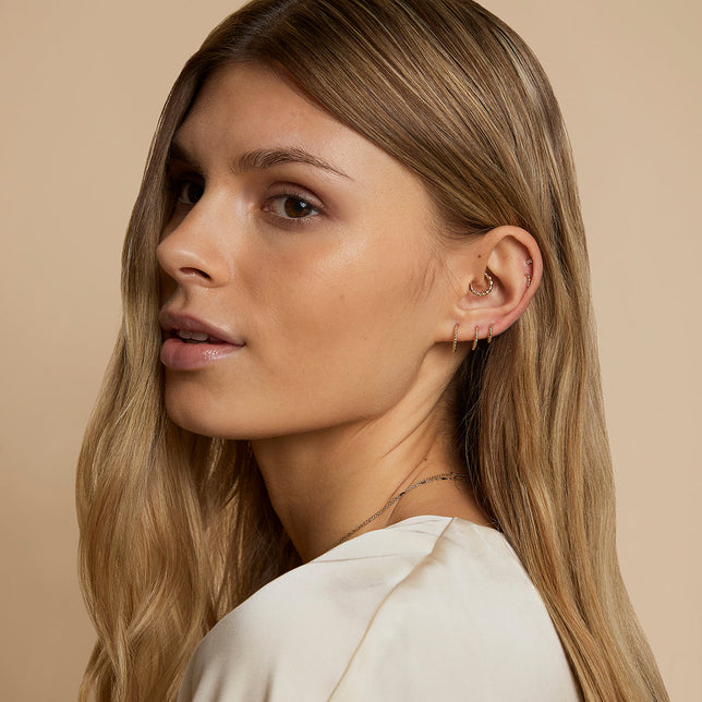 Twisted Rope Seamless Hoop in Solid Gold-Astrid &amp; Miyu