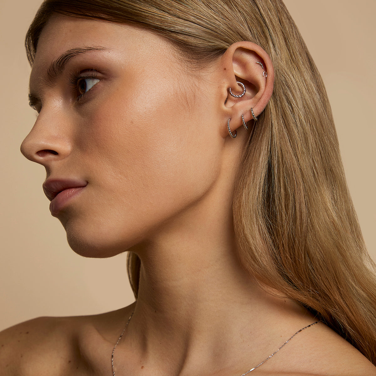 Twisted Rope Seamless Hoop in Solid White Gold-Astrid &amp; Miyu