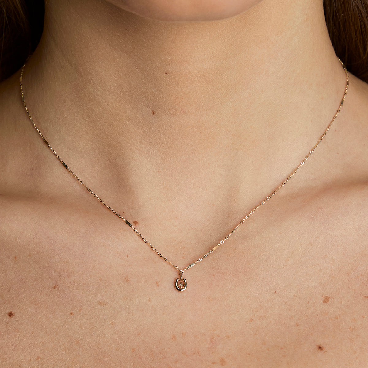 Diamond Pavé Horseshoe Charm 9k Gold-Astrid &amp; Miyu