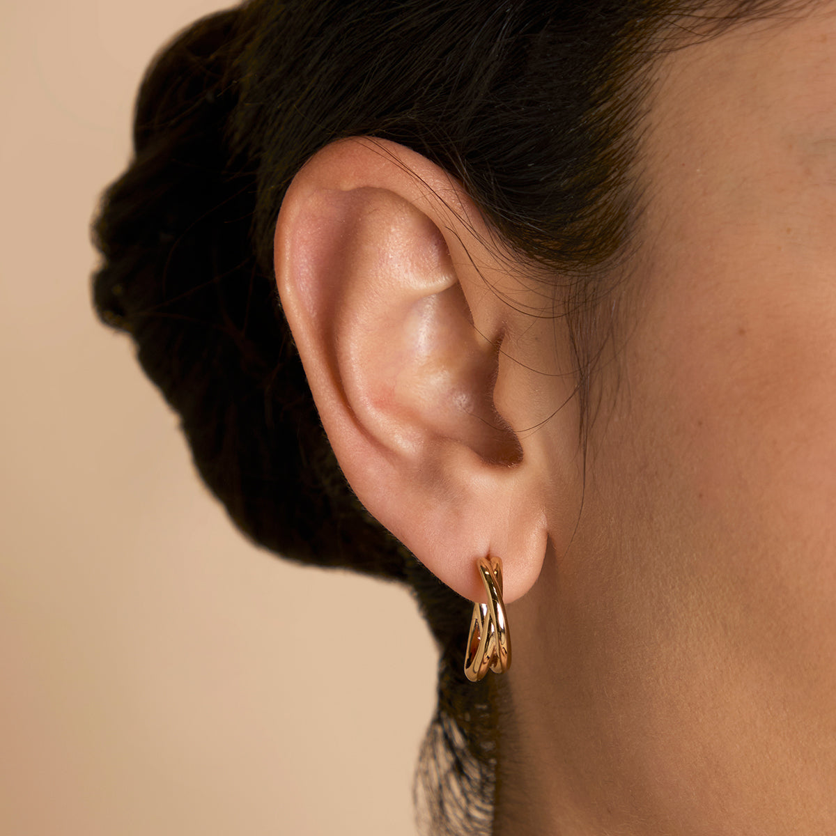 Crossover Illusion Hoops in Gold