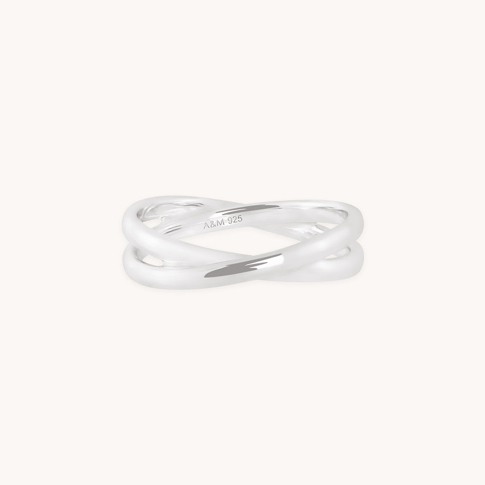Crossover Illusion Band Ring in Silver