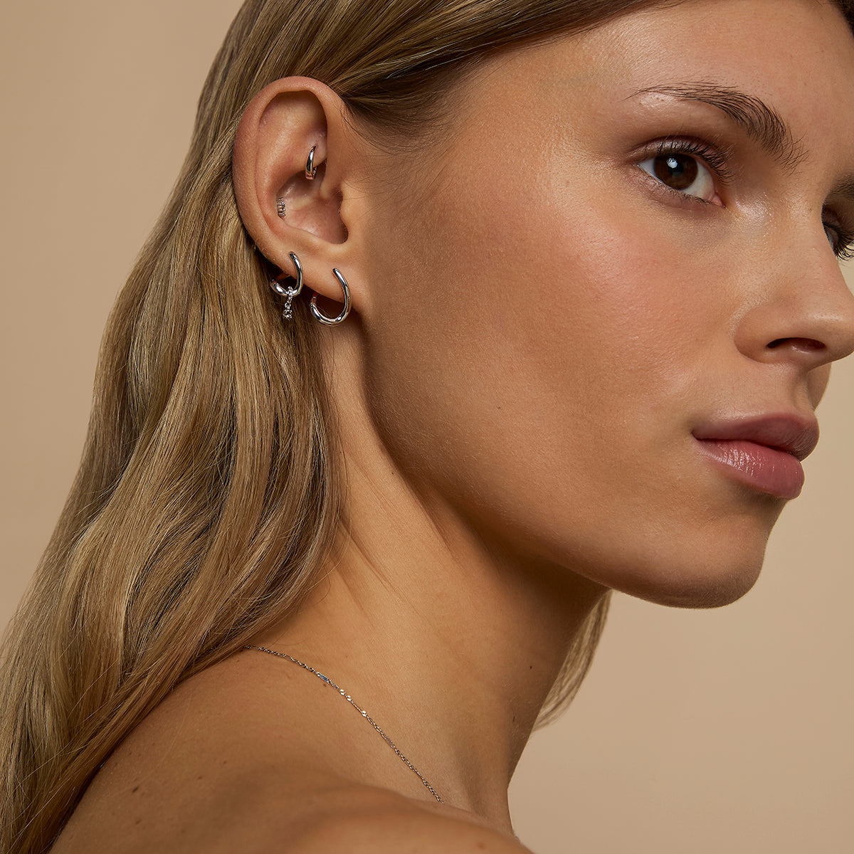 Molten Hoops in Solid White Gold-Astrid &amp; Miyu