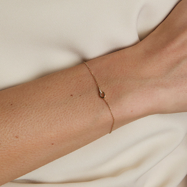 Diamond Hardware Pendant Bracelet in Solid Gold-Astrid &amp; Miyu