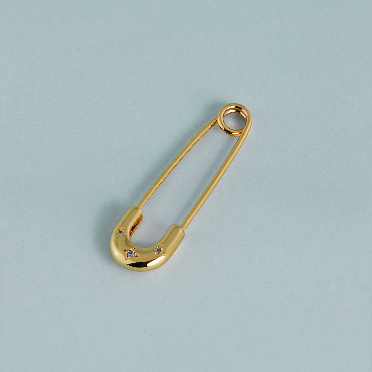 Charm Pin Brooch in Gold-Astrid &amp; Miyu