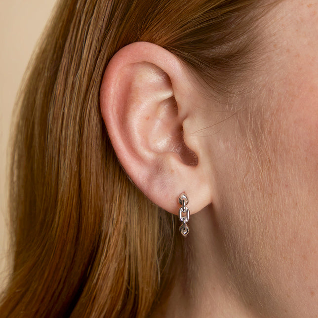 Hardware Link Hoops in Silver-Astrid & Miyu