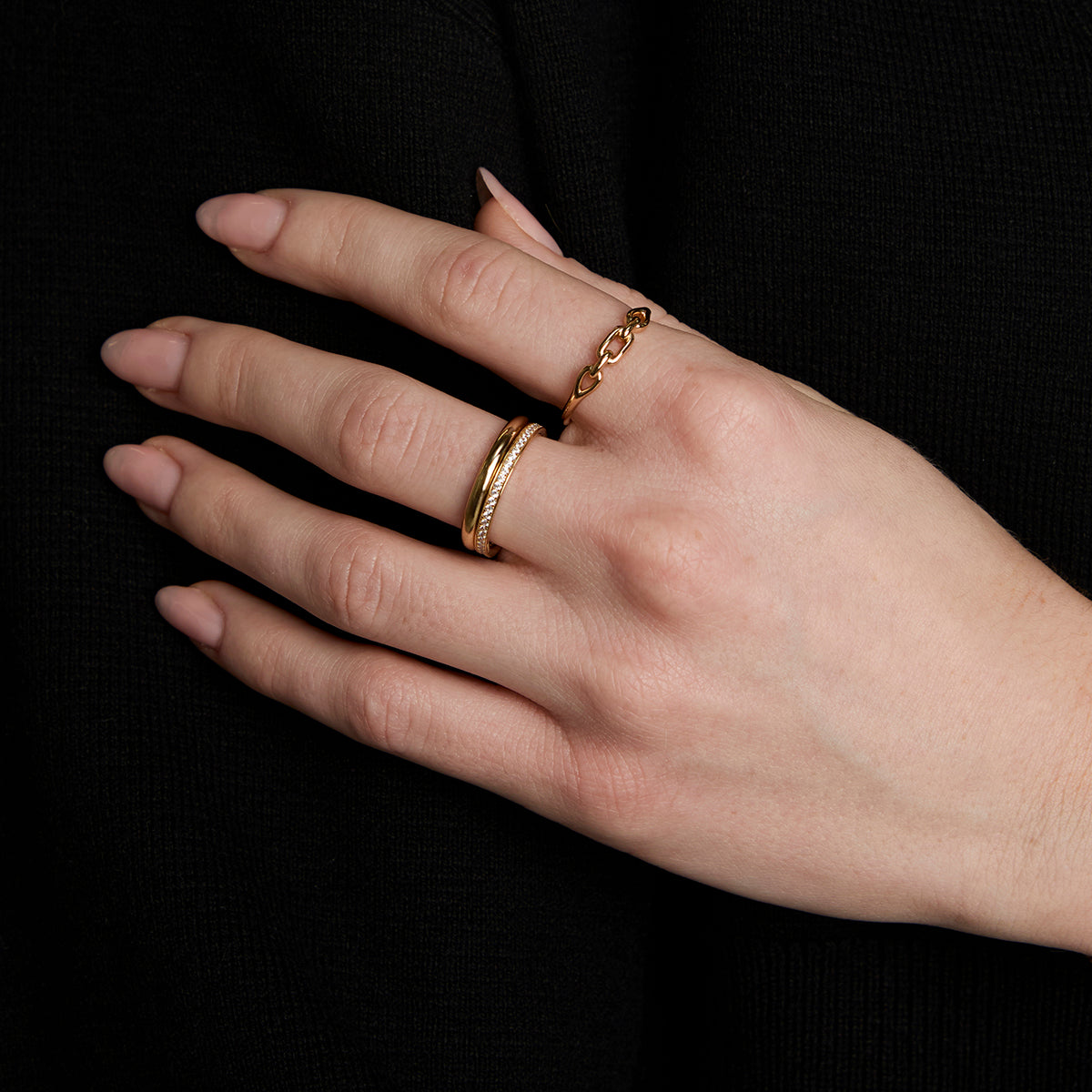 Hardware Link Ring in Gold-Astrid &amp; Miyu