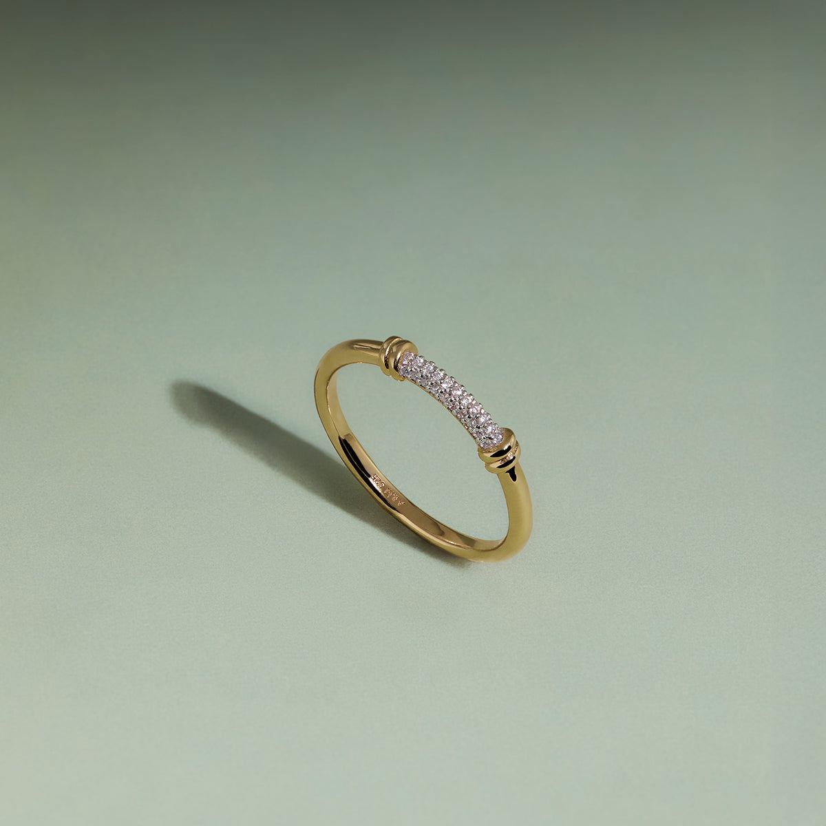 Pavé Knot Ring in Gold