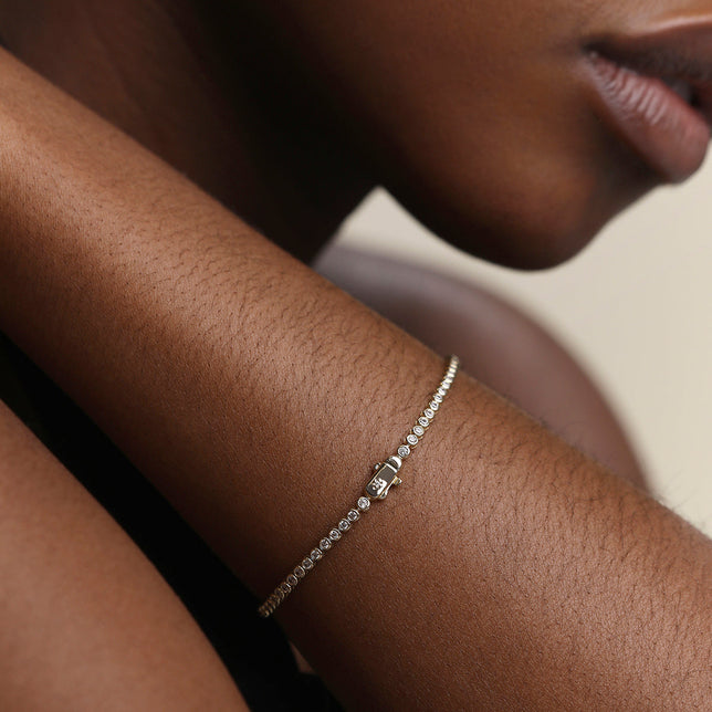 Lab Diamond Tennis Chain Bracelet in Solid Gold-Astrid & Miyu