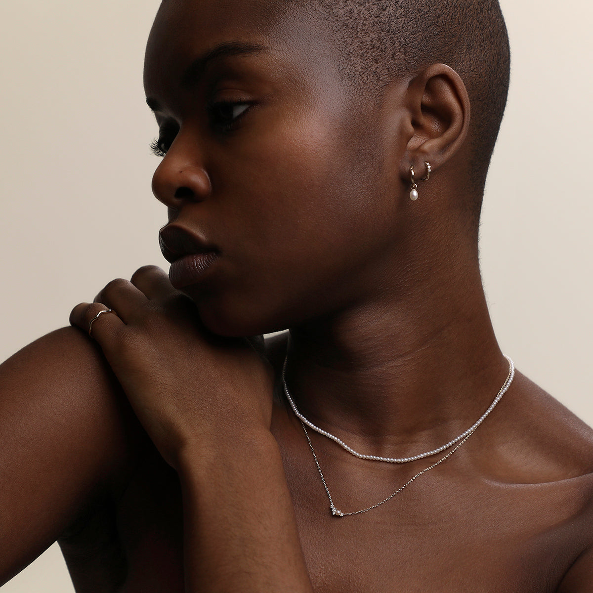 Pearl Necklace in Solid Gold-Astrid &amp; Miyu