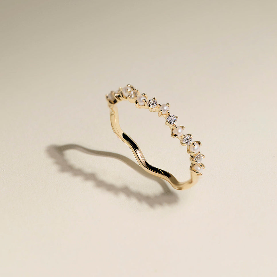 Diamond & Pearl Scalloped Ring in Solid Gold-Astrid &amp; Miyu
