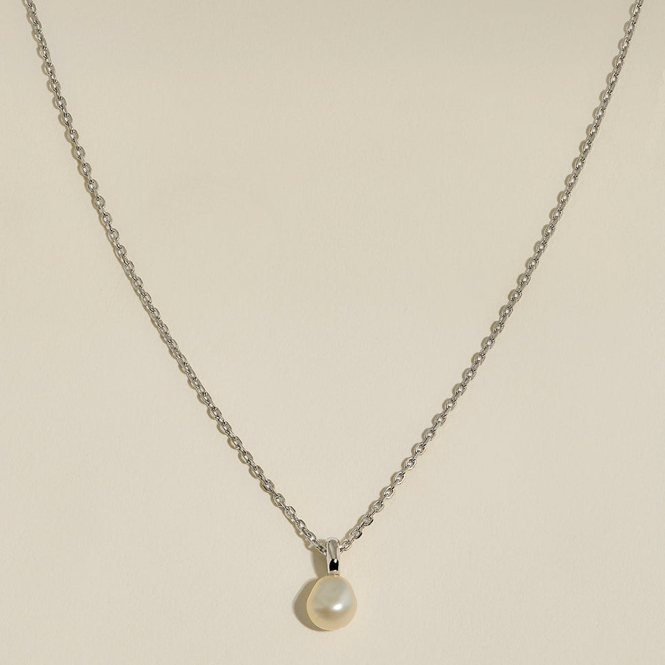 Pearl Pendant Necklace in Silver-Astrid &amp; Miyu