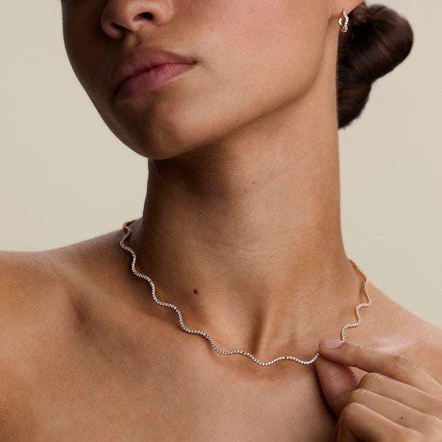Scalloped Tennis Chain Necklace in Gold-Astrid & Miyu