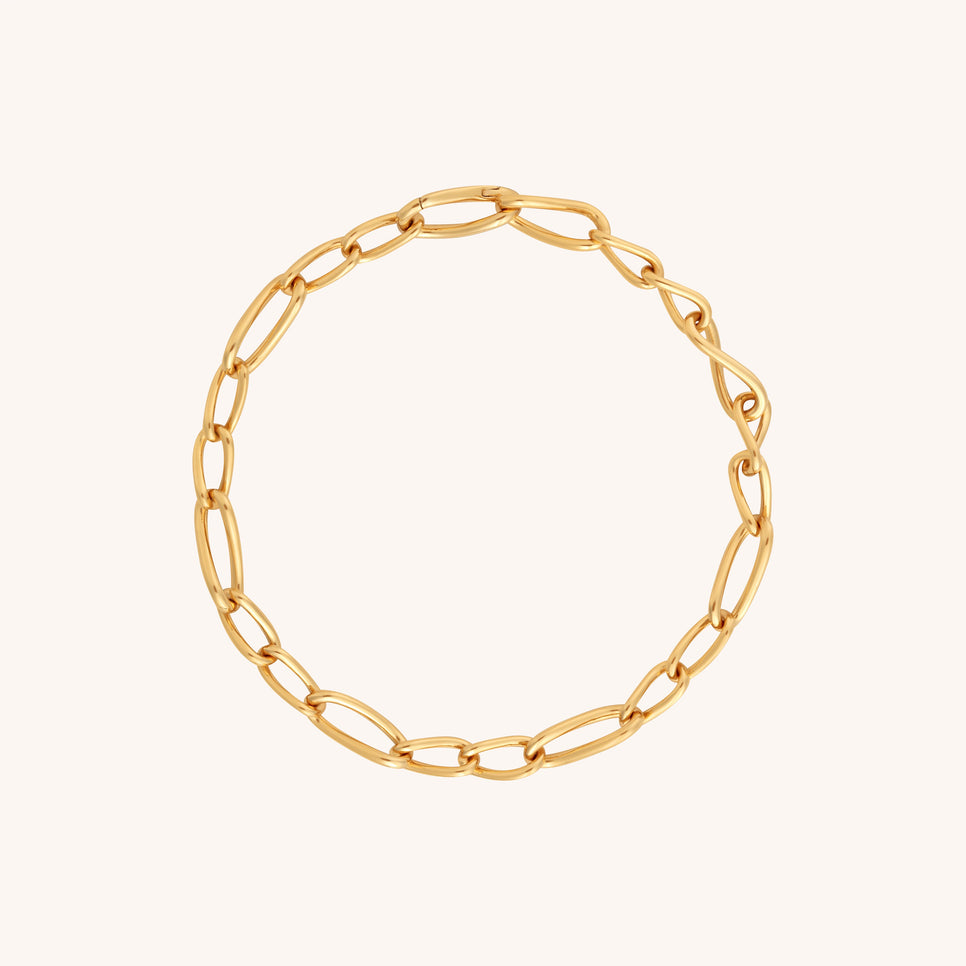 Infinite Slim Chain Bracelet in Gold