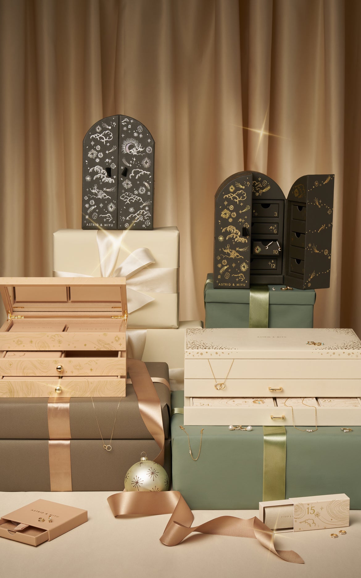 Unboxing the Louis Vuitton Holiday Advent Calendar 2021! More on