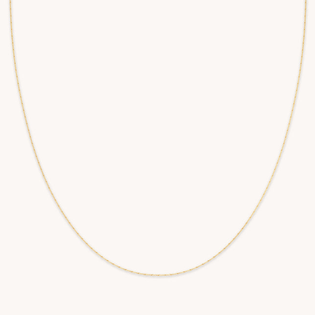 Gold Necklaces - Marylebone Chain Necklace in Solid Gold - - Astrid &amp; Miyu