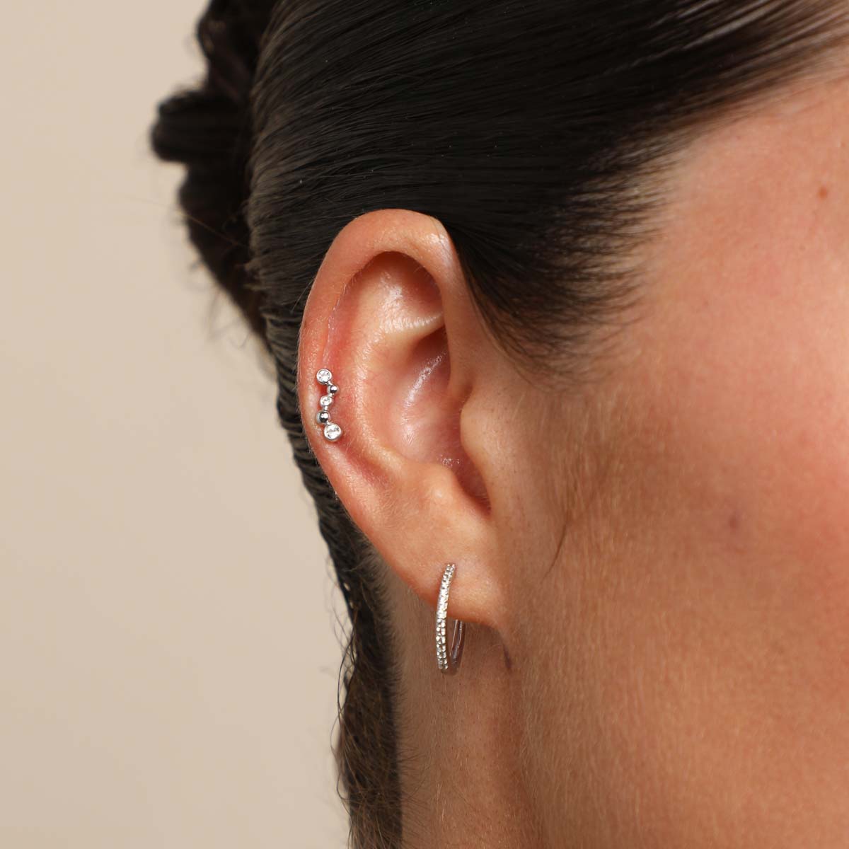 Topaz Beaded Wave Solid White Gold Piercing Stud | Astrid & Miyu