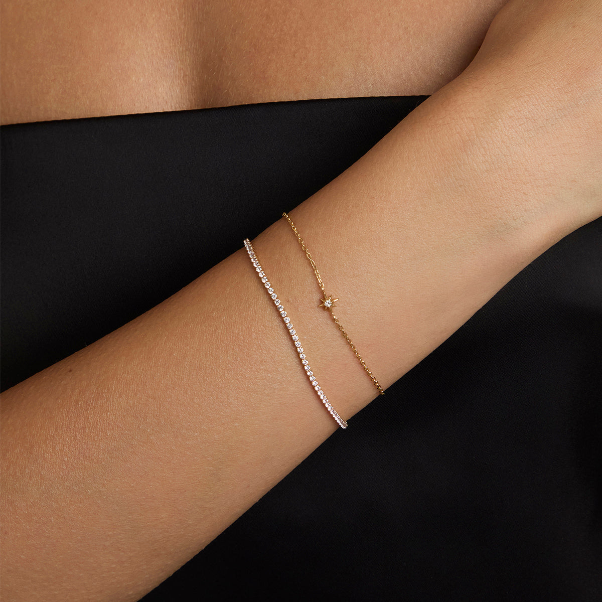 Shooting Star Pendant Bracelet in Gold