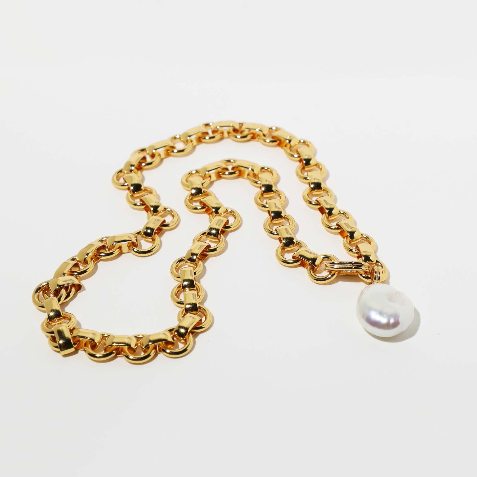 Astrid & Miyu | Serenity Pearl Link Chain Necklace in Gold
