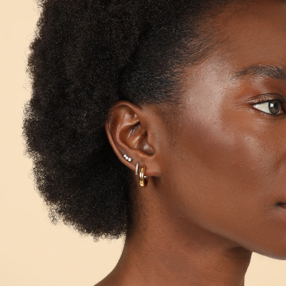 Bold Medium Hoops in Gold