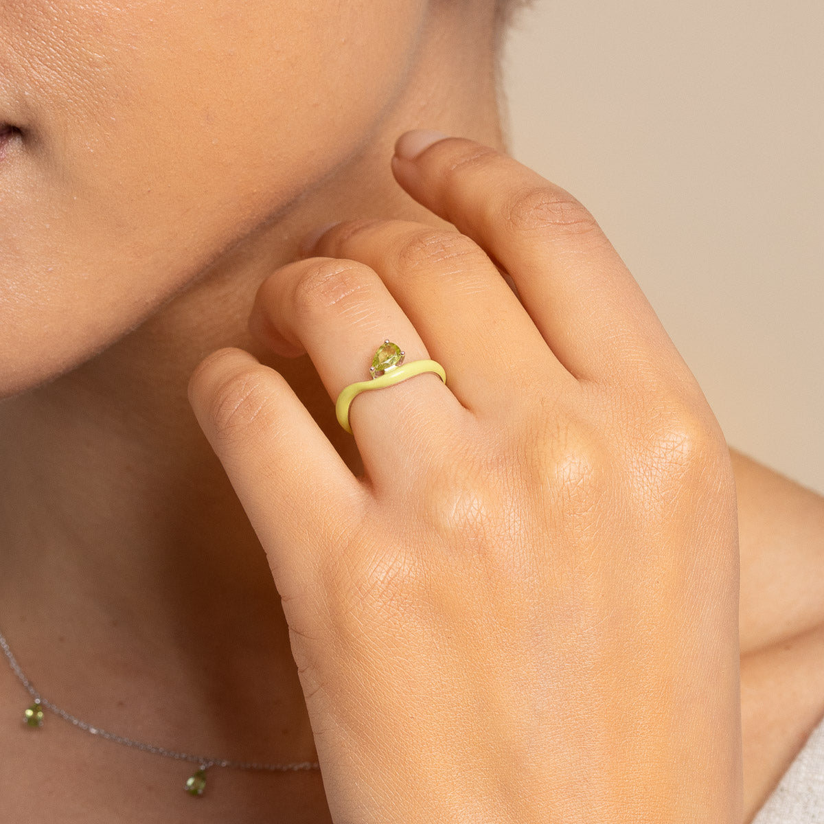 Olivine Enamel Wave Ring in Silver