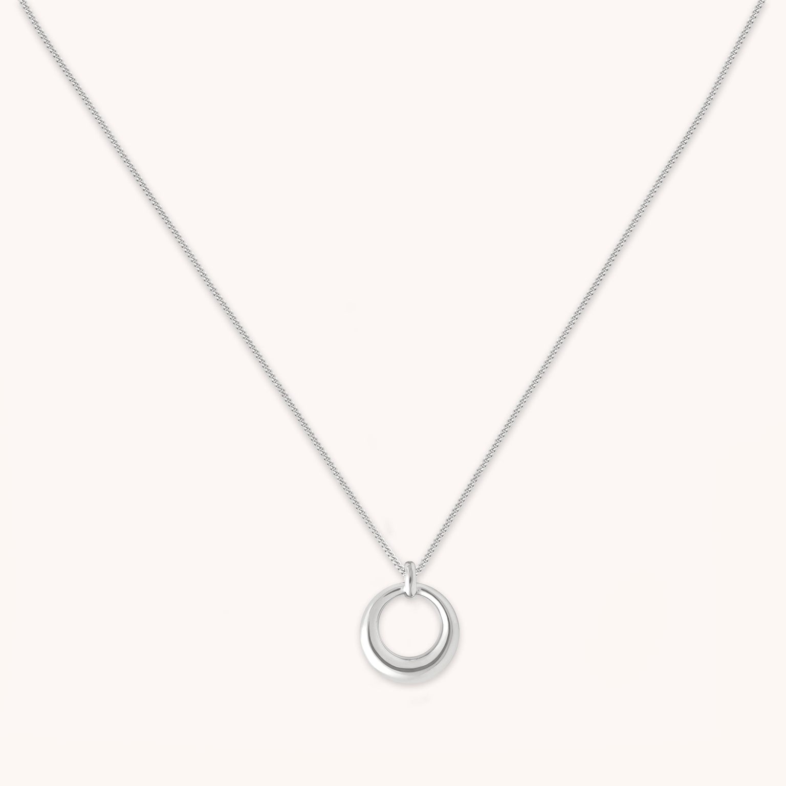 Bold Halo Pendant Necklace in Silver