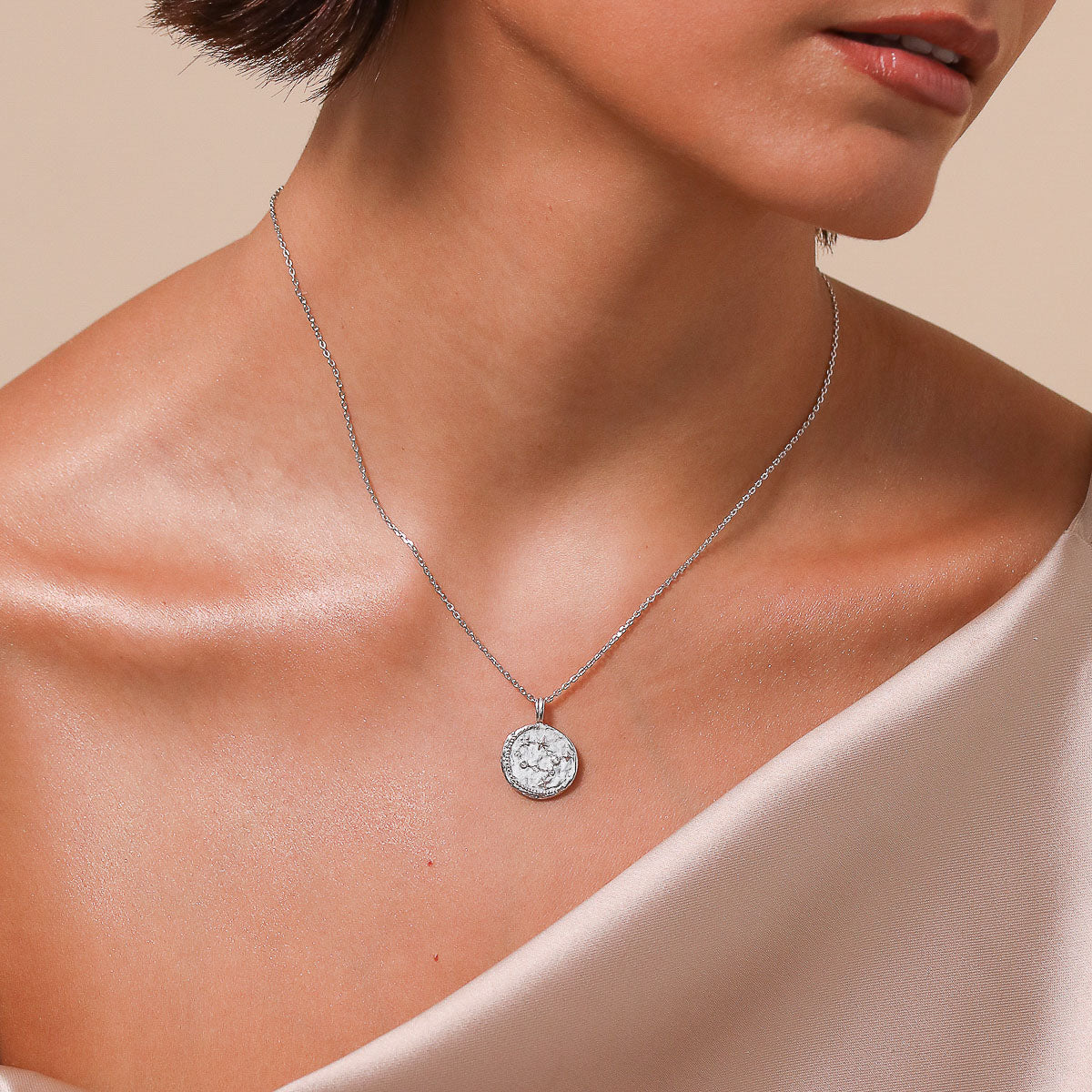 Necklace With Pendant Pendant Round Neck Pendant Jewelry Jewelry