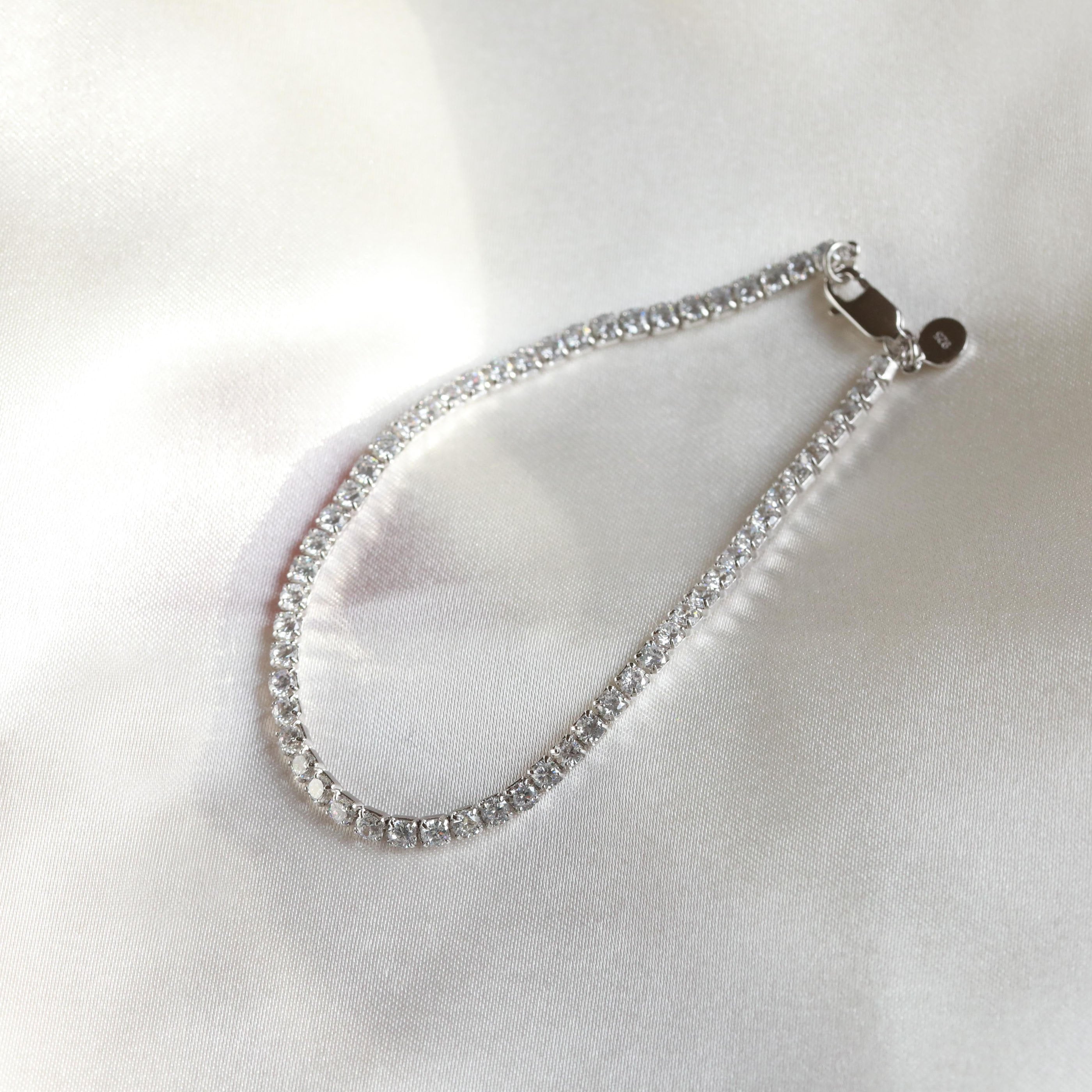 Bold Tennis Chain Bracelet in Silver